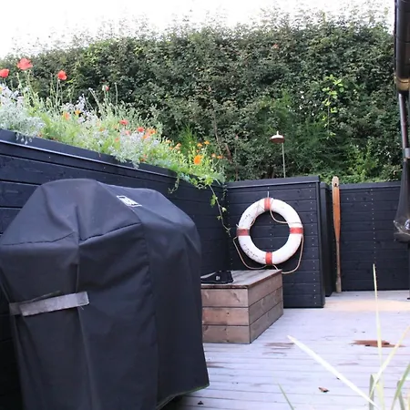 Valia - 20m From The Sea By Interhome