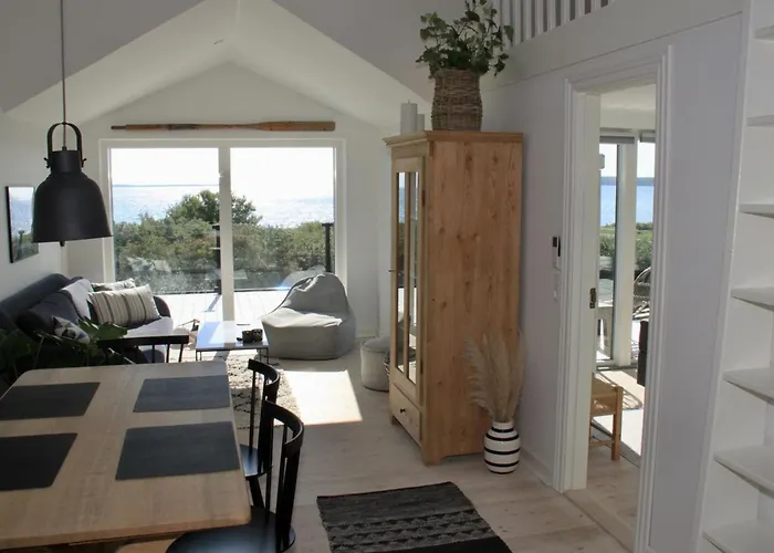 Valia - 20m From The Sea By Interhome *